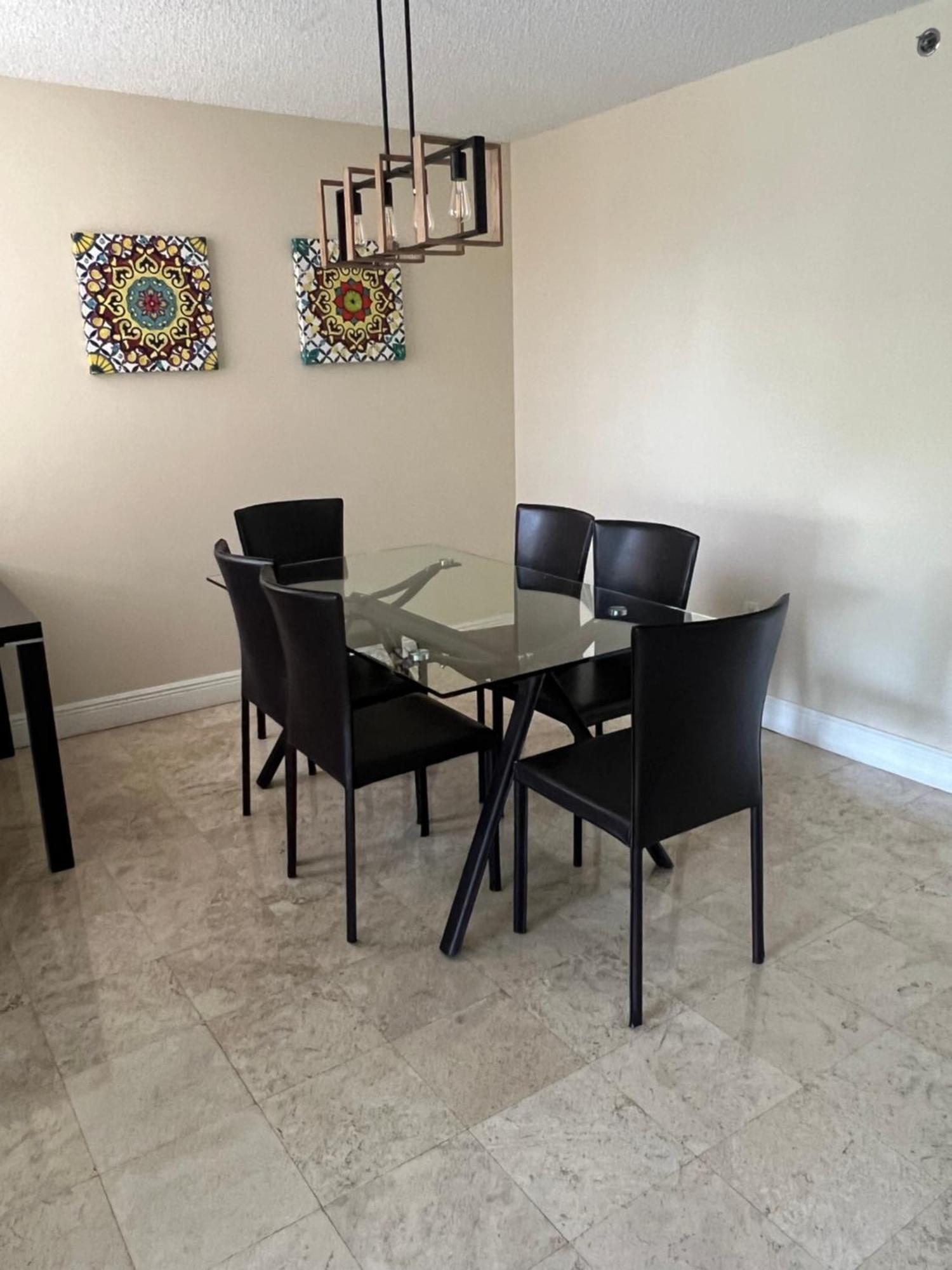 Renovated 2/2 Unit At Yacht Club/aventura Apartment *