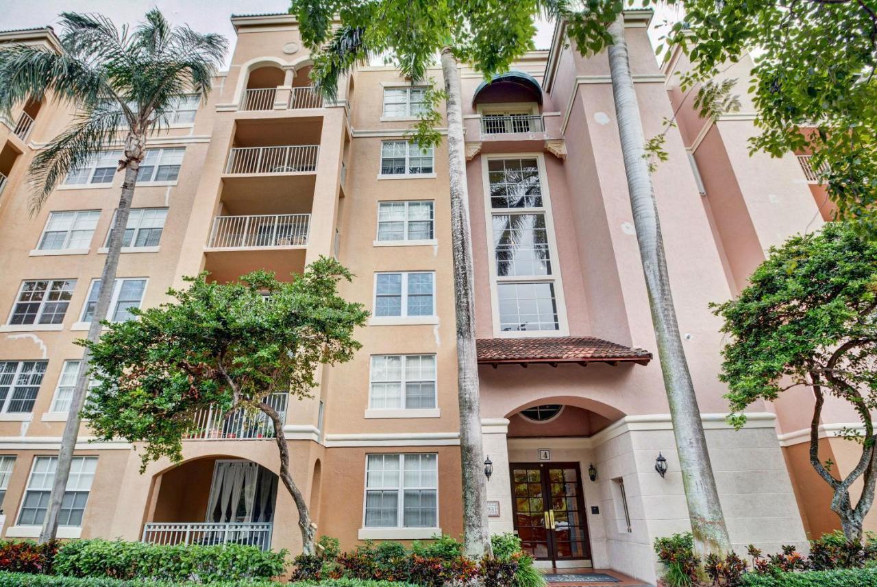 Renovated 2/2 Unit At Yacht Club/aventura Apartment Aventura